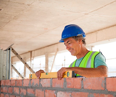 découvrez nos solutions d'assurance bâtiment adaptées à vos besoins. protégez votre investissement immobilier avec des garanties complètes et des tarifs compétitifs.