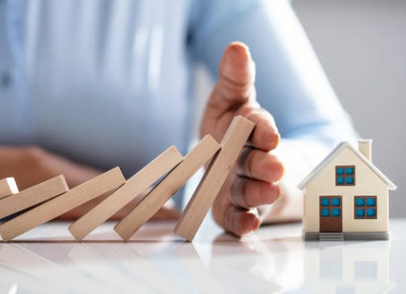 découvrez l'assurance mrh (multirisque habitation) et protégez votre domicile contre les risques quotidiens. comparez les offres, bénéficiez d'une couverture complète pour votre maison et vos biens, et sécurisez votre avenir avec une assurance adaptée à vos besoins.