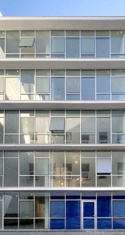 découvrez l'importance de la garantie décennale pour votre baie vitrée. protégez votre investissement avec une couverture fiable qui protège contre les défauts de construction pendant dix ans. informez-vous sur les avantages et les exigences de cette assurance essentielle.