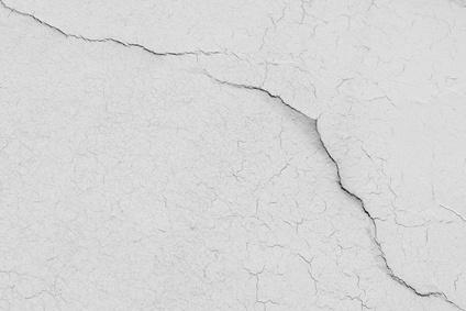 découvrez les enjeux et les risques associés aux plaquistes au noir dans le secteur du bâtiment. comprenez les impacts sur la qualité du travail, la sécurité des ouvriers et les conséquences juridiques pour les acteurs impliqués. informez-vous sur l’importance de la régularité et des normes professionnelles.